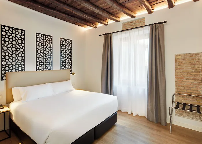 Sercotel Granada Suites